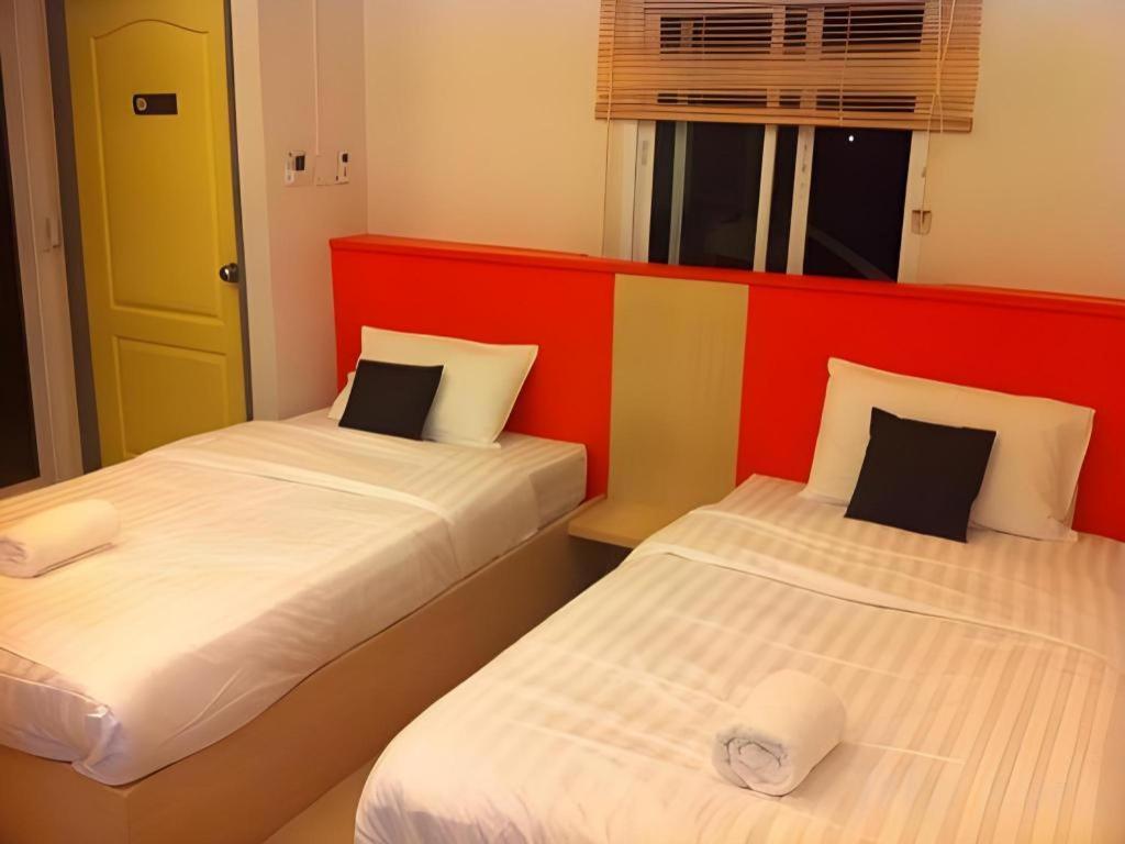 Sixty-Nine Resort Nakhon Phanom Exterior foto
